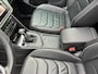 Volkswagen Tiguan 1.5 TSi Aut. R-Line Navi. Camera Schuifdak Leder Trekhaak