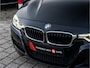 BMW 3-Serie Touring 318d High Exe M-Sport PANO HUD SHADQW LINE CAMERA LEDER 18 INCH LED