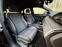 Audi Q3 35 TFSI S edition Automaat | Zwart optiek | Navigatiesysteem | Half-leer | Getint glas | Cruise & climate control | Lane assist | 19 inch velgen | LED verlichting | Elektrisch bedienbare achterklep | Parkeersensoren achter