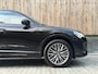 Audi Q3 35 TFSI S edition Automaat | Zwart optiek | Navigatiesysteem | Half-leer | Getint glas | Cruise & climate control | Lane assist | 19 inch velgen | LED verlichting | Elektrisch bedienbare achterklep | Parkeersensoren achter