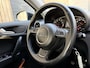 Audi A1 Sportback 1.0 TFSI Adrenalin Handgeschakeld | S-line exterieur | Airconditioning | Cruise control | Navigatie voorbereiding | Pijlgrijs metallic | Zwart dak | Multifunctioneel stuurwiel | Nette auto!