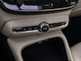 Volvo XC40 1.5 T3 | Pano | Navi | ACC | Achteruitrijcamera | Stoelverwarming | Apple Carplay |