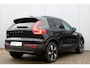 Volvo EX40 Single Motor Extended Range Business Ed. 82 kWh | Harman Kardon | 19" Lichtmetalen velgen | Driver Assist | Verwarmde voorstoelen & stuurwiel | Elektrisch bedienbare achterklep | All-season banden
