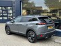 Peugeot 2008 1.2 Turbo 130PK Allure Automaat EAT8 | Nieuwste Model ! | Trekhaak 1250KG | Navigatie | All season banden | Digitaal Instrumentarium | LED Verlichting | Cruise Control Adaptief | Climate Control | Lichtmetalen Velgen | Hoge Zitpositie | Half Lederen Bekleding.