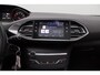 Peugeot 308 1.2 PureTech Blue Lease Premium | Achteruitrijcamera | Apple Carplay/Android Auto|telefoonintegratie premium | Armsteun voor