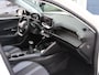Peugeot 2008 1.2 PureTech Allure Camera | AppleCarPlay/AndroidAuto | Armsteun | Cruise Control | Camera | FULL LED | Navigatie | LMV | Parkeersensoren | Isofix |