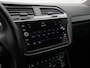 Volkswagen Tiguan 2.0 TSI 180 pk DSG 4Motion Highline Business R / R-Line | Panoramadak | Adaptief onderstel | Rondomzicht camera | Stoelverwarming