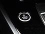 Audi Q4 e-tron 45 Edition 82 kWh | Demo | Glazen panoramadak l Cruise control l Parkeersensoren l Airco l Navigatie l Apple Carplay / Android Auto l Stoelverwarming l Matrix-ledkoplampen l Privacy glas l Trekhaak l Alarm Klasse III