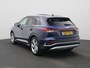 Audi Q4 e-tron 45 Edition 82 kWh | Demo | Glazen panoramadak l Cruise control l Parkeersensoren l Airco l Navigatie l Apple Carplay / Android Auto l Stoelverwarming l Matrix-ledkoplampen l Privacy glas l Trekhaak l Alarm Klasse III