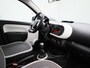 Renault Twingo 1.0 SCe Collection | Exterieurpakket 'Rouge' | LED-Dagrijverlichting | Automatische Verlichting | Airconditioning | R&GO Radio | Bluetooth | LED-Dagrijverlichting | Elektrisch Verstelbare Spiegels | Snelheidsbegrenzer