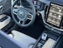 Volvo XC60 2.0 T6 Plug-in hybrid AWD Plus Dark schuifdak/ 20 inch/ extra getint glas/ climate line/ intellisafe / Cardamom bekleding