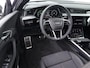 Audi Q8 e-tron 50 quattro S Edition 95 kWh 340 PK | Automaat | Virtual Cockpit Plus | Navigatie | 21 inch | Bang & Olufsen Premium Sound | Head-up Display | Akoestisch glas in zijramen | Afneembare Trekhaak | Privacy Glass | Optiekpakket Zwart Plus |