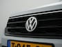Volkswagen T-Roc 1.5 TSI 150PK STYLE BLACK PACK DSG | Navi | Camera | 19 inch | Zeer Mooi!