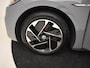 Volkswagen ID.3 First 58 kWh 204pk | Adaptief cruise contol | Navigatie | Parkeersensoren v+a | Stoelverwarming | App connect | Led koplampen | DAB radio | 18"LMV