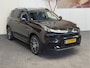 Lynk & Co 01 1.5 100 STUKS OP VOORRAAD ! VOL OPTIES ! 360 CAMERA ADAPTIVE CRUISE CONTROL PANORAMA SCHUIF/KANTELDAK APPLE CARPLAY/ANDROID RIJSTROOKSENSOREN ZEER MOOI !! Brgl