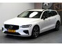 Volvo V60 2.0 T8 AWD 287kW/390pk Aut8 Recharge R-Design ADAPT.CRUISE + NAVI SENSUS + BLIS + LANE ASSIST + MEMORY STOEL + KEYLESS ENTRY&GO + SPORTSTOELEN + LEDER/GAASSTOF + STANDKACHEL + ON-CALL + PARKSENSOREN + 18" LM-VELGEN!!