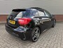 Mercedes-Benz A-klasse 200 Ambition AMG-LIne|Automaat|PANO|AMG pakket|Leder bekleding|Stoelverwarming|Cruise|