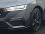 Skoda Octavia Combi 1.4 TSI RS iV Business Plug In Hybrid 245pk PHEV | Panodak | Apple Carplay | Sportstoelen Verwarmd | 18"L.M | Stuur Verwarmd | Navigatie | Keyless | Virtual | Sfeerverlichting | Cruise Control | DAB |