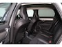 Volvo V90 T6 Recharge AWD Plus Dark - IntelliSafe Assist & Surround - 360º Camera - Harman/Kardon audio - Adaptieve LED koplampen - Verwarmde voorstoelen, stuur & achterbank - Parkeersensoren voor & achter - Elektr. bedienb. voorstoelen met geheugen - Extra getint glas - Elektr. inklapbare trekhaak - 19' LMV