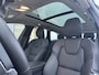 Volvo XC60 2.0 T6 Plug-in hybrid AWD Plus Dark | Elektrisch Verstelbare Voorstoelen | Trekhaak | 360 Camera | Schuif-/Kanteldak | Stoel-/Stuurverwarming