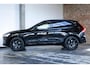 Volvo XC60 2.0 T6 Plug-in hybrid AWD Plus Black Edition | Head-Up Display | 360º Camera | Schuif/Kantel-Panoramadak | Google Infotainment | 21" Lichtmetalen Wielen | Harman Kardon Audio |