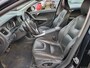 Volvo V60 2.4 D6 Twin Engine R-Design Bj:2015 NAP!