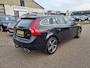 Volvo V60 2.4 D6 Twin Engine R-Design Bj:2015 NAP!