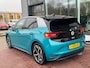 Volkswagen ID.3 First Plus 58 kWh 204pk / LED / Achteruitrijcamera / Parkeersensoren voor + achterzijde / Donkerglas / Stoelverwarming / Navigatie / 18''LMV