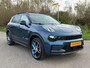Lynk & Co 01 1.5 / Automaat / Stoelverwarming / Panorama dak / Camera / Elektrische stoel / LM velgen