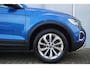 Volkswagen T-Roc 1.5 TSI 150pk DSG Life Edition | Climatronic | Apple Carplay & Android Auto | Parkeersensoren