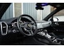 Porsche Cayenne 3.0 E-Hybrid Rijklaarprijs-Garantie Panoramadak Martrix Leder Bose Sfeer verlichting
