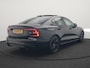 Volvo S60 Recharge T8 AWD R-Design Plug in Hybrid 391pk Black Dealer O.H PHEV | Schuifdak | Bowers & Wilkins | Head Up | Adaptive Cruise | 360 Camera | Luxe Lederen Sportstoelen Massage & Memory | 19"L.M | Keyless | Navigatie |