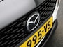 Mazda 3 2.0 e-SkyActiv-X M Hybrid 180 Luxury | Automaat | BOSE | Stoel/Stuur verwarming | Leder | Camera | Parkeer sensoren | Navigatie | Climate control | Bluetooth | Cruise control