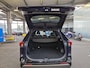 Toyota RAV4 2.5 Hybrid Style | FACE LIFT MODEL | JBL GELUID INSTALATIE | LED KOPLAMPEN | NAVIGATIE | KEYLESS ENTRY/GO | LEDER | ACHTERUIT RIJ CAMERA | PARKEREN SENSOREN | PANORAMA DAK | STOELVERWARMING/ KOELING | ELEKTRISCHE STOELEN |