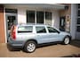 Volvo XC70 2.4 T | Airco | Sensoren achter | Stoelverwarming |