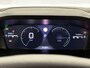 Peugeot 2008 136pk Hybrid Allure | AppleCarplay/Android | Camera | Stoelverwarming | Climate | Parkeersensoren VOOR+Achter | LED koplampen | AUTOMAAT