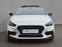 Hyundai i30 Fastback 2.0 T-GDI N2 275pk / Schuif- en Kanteldak / Dealer onderhouden / Allseason banden / Trekgewicht 1600 kg /  / Stuur-, en Stoel verwarming / Achteruitrijcamera / Apple Carplay Android Auto / Cruise control /
