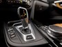 BMW 3-Serie 330e Sportline 252Pk Automaat (GROOT NAVI, BLACK EDITION, CLIMATE, CAMERA, COGNAC LEDER, SPORTSTOELEN, GETINT GLAS, CRUISE, NIEUWE APK, NIEUWSTAAT)