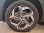 Hyundai Tucson 1.6 T-GDI PHEV Comfort 4WD Camera | Stuur & Stoelverwarming |19" Lichtmetaal | Digitaal Dashboard | Climate | Adaptieve Cruise | Achteruitrijcamera | Airco (automatisch) | Apple Carplay/Android Auto|telefoonintegratie premium