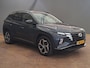 Hyundai Tucson 1.6 T-GDI PHEV Comfort 4WD Camera | Stuur & Stoelverwarming |19" Lichtmetaal | Digitaal Dashboard | Climate | Adaptieve Cruise | Achteruitrijcamera | Airco (automatisch) | Apple Carplay/Android Auto|telefoonintegratie premium