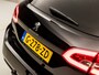 Peugeot 308 SW 1.2 PureTech Allure Sport (PANORAMADAK, APPLE CARPLAY, 360 CAMERA, ADAPTIVE CRUISE, TREKHAAK, SPORTSTOELEN, GETINT GLAS, LM VELGEN, NIEUWSTAAT)