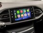 Peugeot 308 SW 1.2 PureTech Allure Sport (PANORAMADAK, APPLE CARPLAY, 360 CAMERA, ADAPTIVE CRUISE, TREKHAAK, SPORTSTOELEN, GETINT GLAS, LM VELGEN, NIEUWSTAAT)