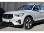 Volvo XC40 B4 Plus Dark | Harman Kardon Premium Audio | Climate Pack | Trekhaak | All Season banden | Google Infotainment | Adaptieve Cruise Control | BLIS | Parkeercamera | Elektrische Kofferklep | Keyless |
