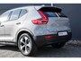 Volvo XC40 B4 Plus Dark | Harman Kardon Premium Audio | Climate Pack | Trekhaak | All Season banden | Google Infotainment | Adaptieve Cruise Control | BLIS | Parkeercamera | Elektrische Kofferklep | Keyless |