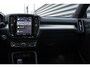 Volvo XC40 B4 Plus Dark | Harman Kardon Premium Audio | Climate Pack | Trekhaak | All Season banden | Google Infotainment | Adaptieve Cruise Control | BLIS | Parkeercamera | Elektrische Kofferklep | Keyless |