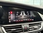 Alfa Romeo Giulia 2.0T Sprint - Automaat - Pano/Schuifdak - Leder - Navi - Afn. Trekhaak -Org.NL
