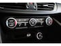 Alfa Romeo Giulia 2.0T Sprint - Automaat - Pano/Schuifdak - Leder - Navi - Afn. Trekhaak -Org.NL