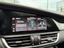 Alfa Romeo Giulia 2.0T Sprint - Automaat - Pano/Schuifdak - Leder - Navi - Afn. Trekhaak -Org.NL