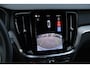 Volvo V60 T6 Plug-in hybrid AWD Plus Dark | | Verwarmbare voorstoelen | Verwarmbaar stuurwiel | Verwarmbare achterbank | Charcoal Sportleder | Zwarte hemel | 19 inch Lichtmetalen velgen | Parkeercamera | Elektrische verstelbare voorstoelen met geheugen | Premium audio by Harman Kardon |