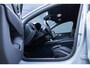 Volvo V60 T6 Plug-in hybrid AWD Plus Dark | Verwarmbare voorstoelen | Verwarmbaar stuurwiel | Verwarmbare achterbank | Charcoal Sportleder | Zwarte hemel | 19 inch Lichtmetalen velgen | Parkeercamera | Elektrische verstelbare voorstoelen met geheugen | Premium audio by Harman Kardon |